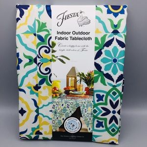 Fiesta La Vida Indoor Outdoor Tablecloth 60” x 84”